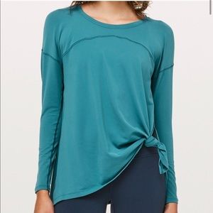Lululemon Hit Unwind LS Size 6 - Teal